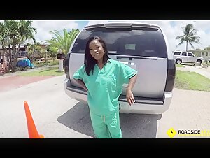 Ebony Chick Fucks Mechanic to Fix her Car Asap
