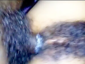 Desi xxx video clips creampie sex with her boyfriend valenti